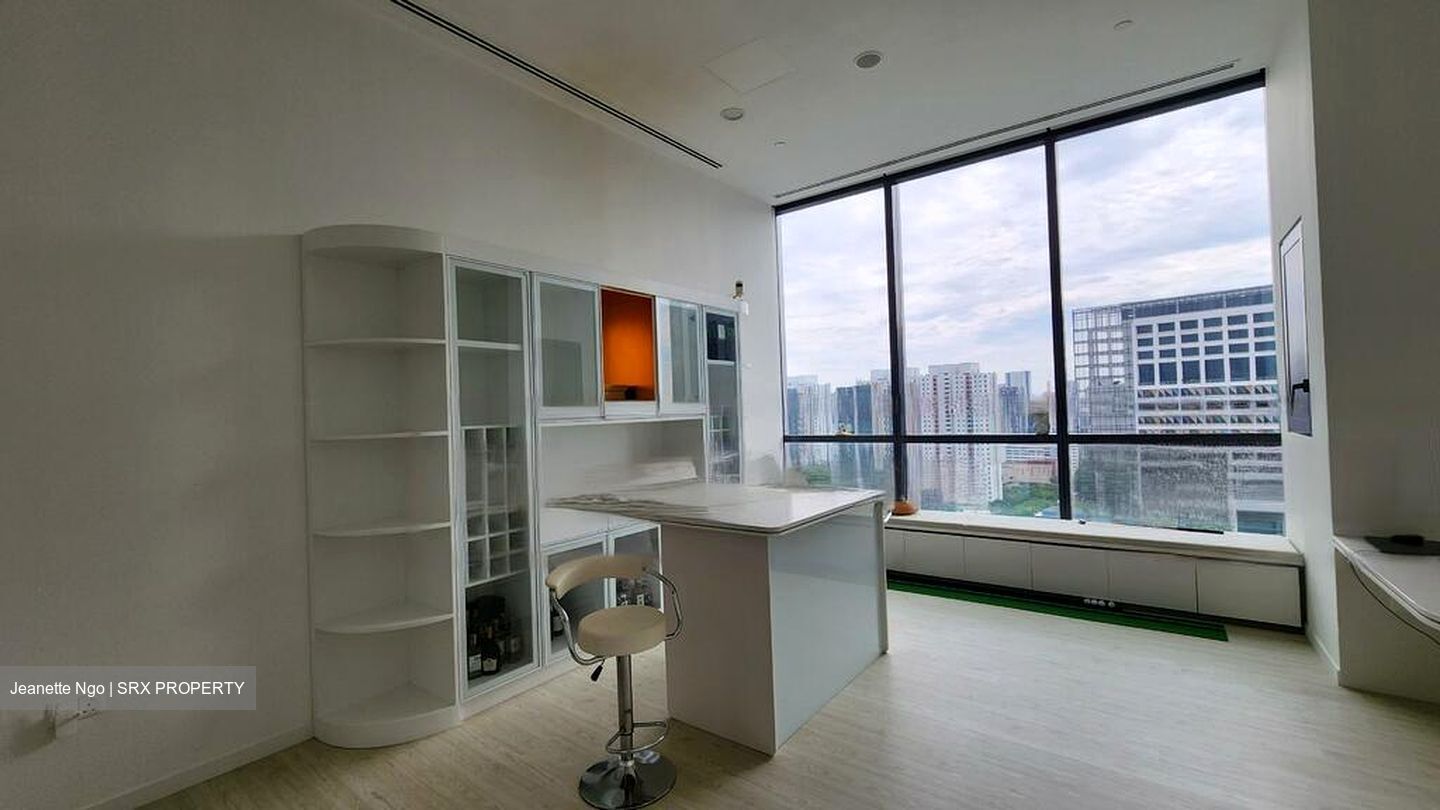 Centrium Square (D8), Office #454360881